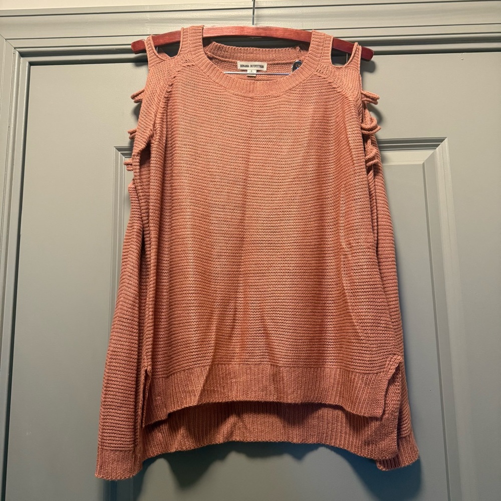 Zenana Outfitters Pink Cutout Sweater